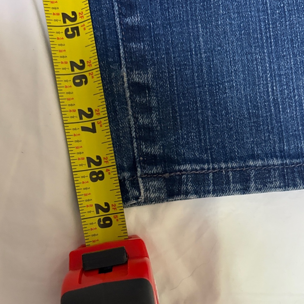 Levi's Women’s Dark Blue Slim Jeans - Picture 3 of 6